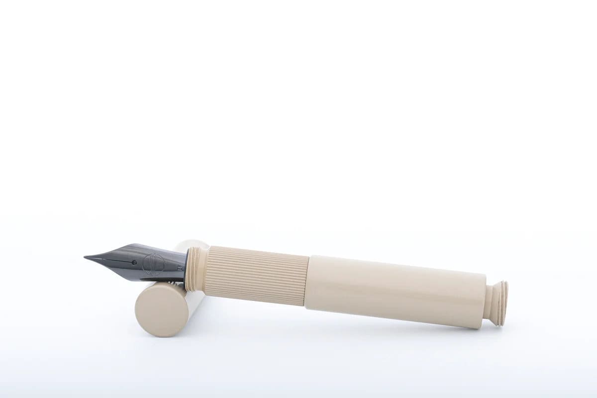 POCKETMASTER Mono Ebonit Sand | ELBWOOD Füllhalter