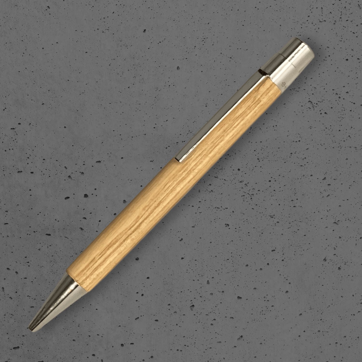 Vivo Kugelschreiber Esche natur | e+m Holzprodukte