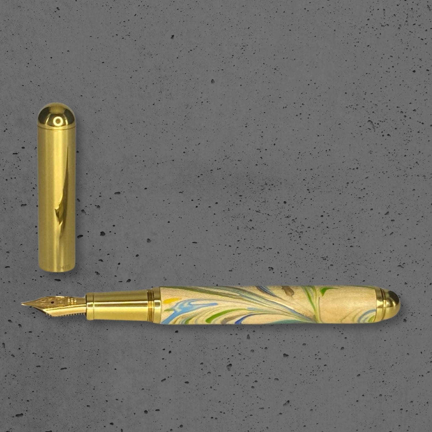 CONTRACT Marble  Füllfederhalter Gold marmoriert Messing | e+m Holzprodukte